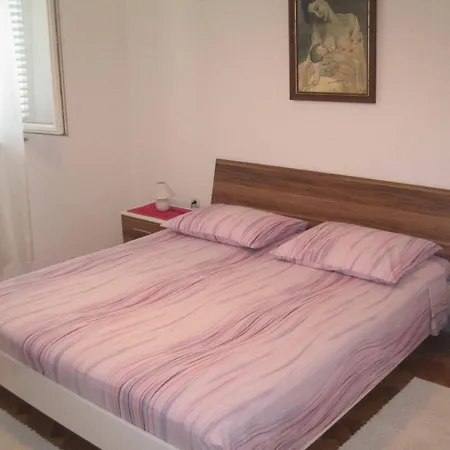 Apartment Ivan - With Large Terrace *