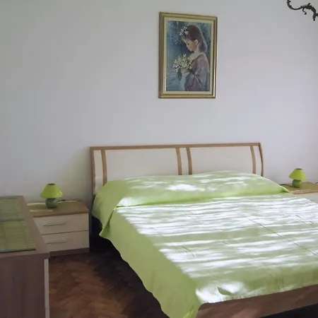 Ivan - With Large Terrace Apartment