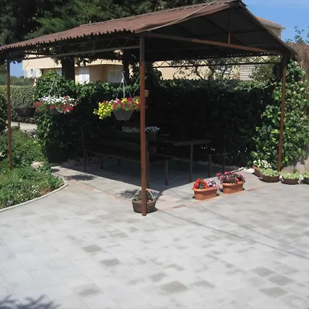 Ivan - With Large Terrace Apartment *